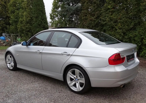 BMW Seria 3 cena 24500 przebieg: 213660, rok produkcji 2007 z Staszów małe 667